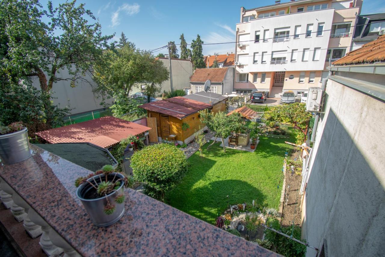 Апартаменти Studio Apartman Dalia Загреб Екстер'єр фото