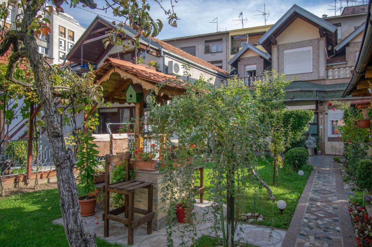 Апартаменти Studio Apartman Dalia Загреб Екстер'єр фото