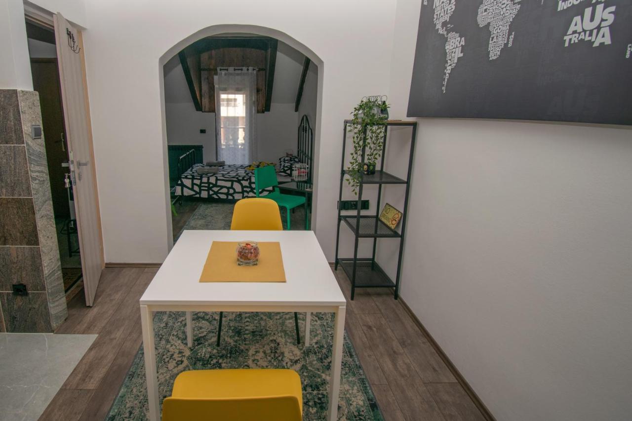 Апартаменти Studio Apartman Dalia Загреб Екстер'єр фото